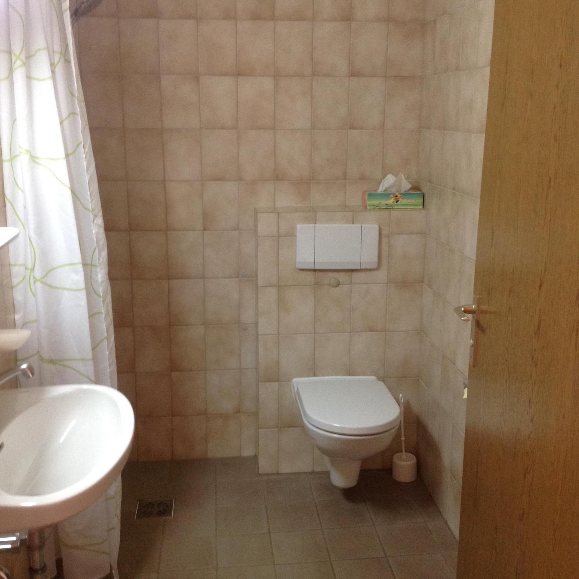 Pension Beim Kruemmling Reutte Room photo
